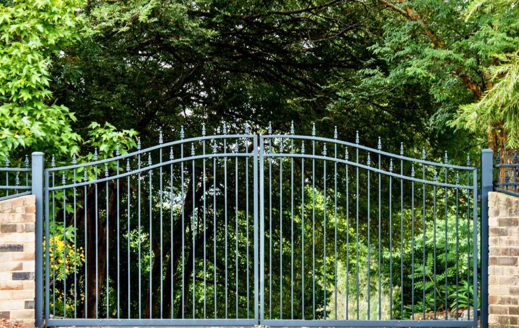 Living in Keston Park, Metal Gates